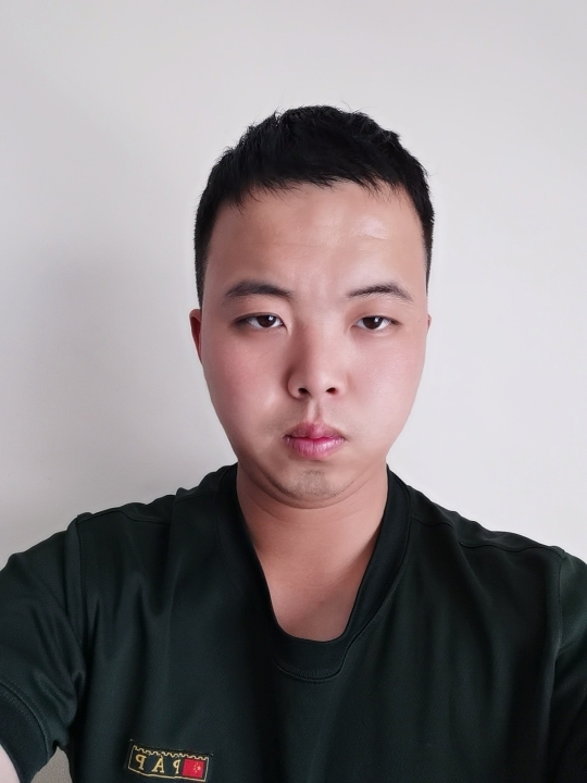 明月天涯的第一张照片--大连蓝颜知己交友网