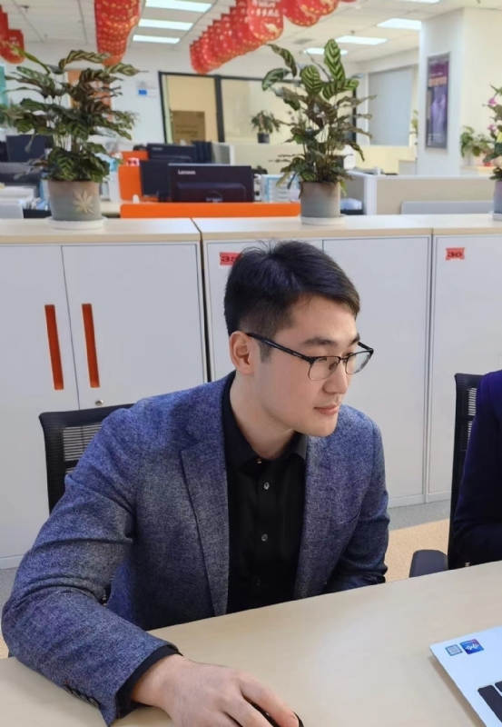 方机的第一张照片--大连蓝颜知己交友网